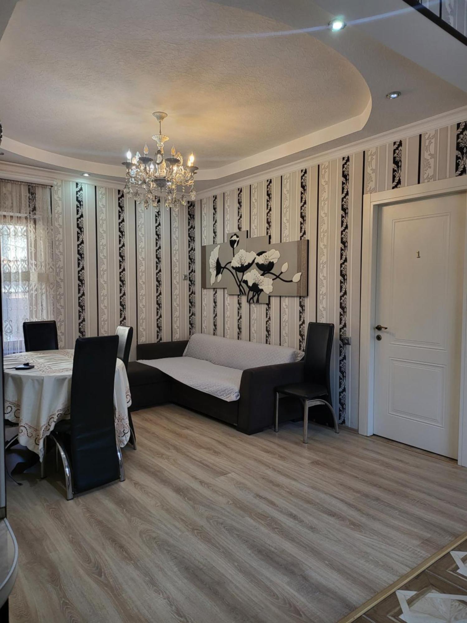 Guesthouse Sabina Tbilisi Exteriör bild