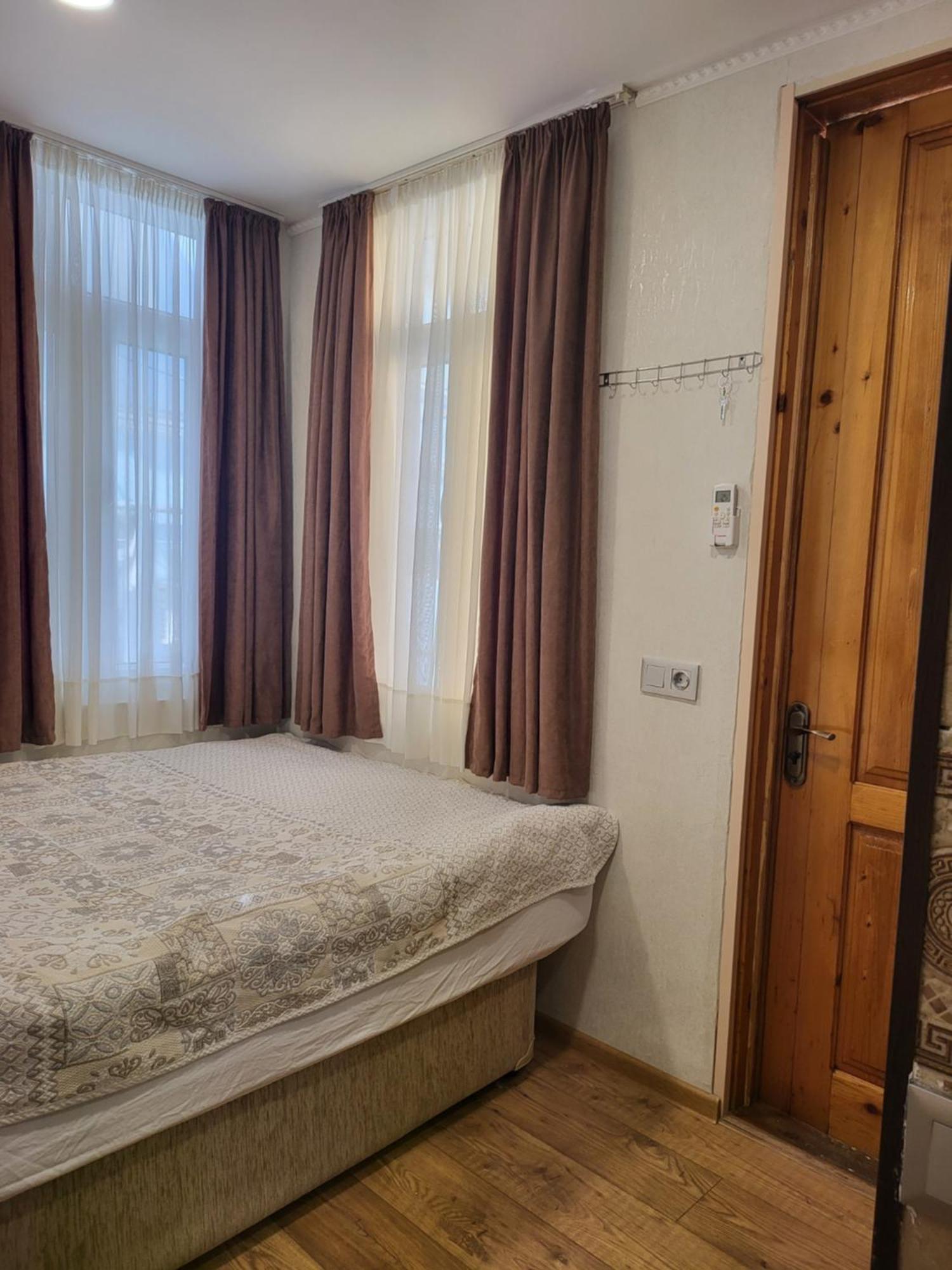 Guesthouse Sabina Tbilisi Exteriör bild
